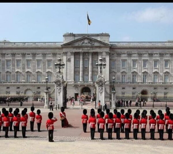 Change of guards - Buckingham Palace