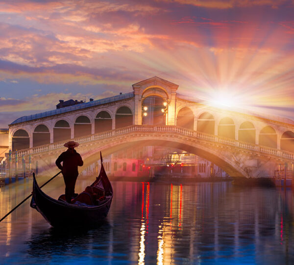 Italy - Rialto Bridge, Venice